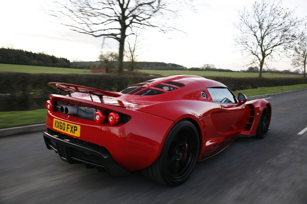 red_venom_gt_02.jpg